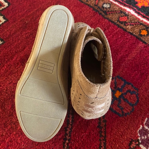 Tom’s Moroccan Desert Wedge Boot - Picture 3 of 3